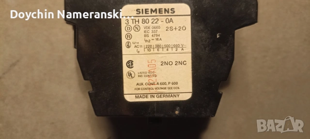 Контактор Siemens  3TH8022-0A , снимка 2 - Резервни части за машини - 53142447