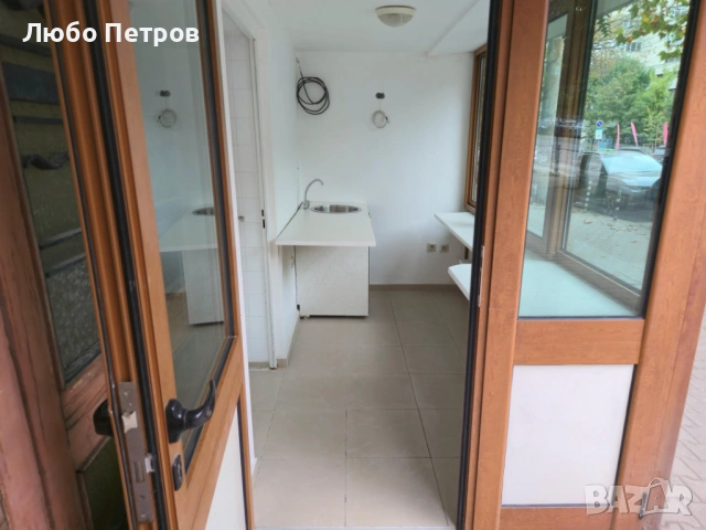 Магазин под наем на търговска улица, снимка 3 - Магазини - 53450258