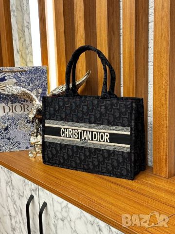 дамски чанти christian dior , снимка 1 - Чанти - 46780547