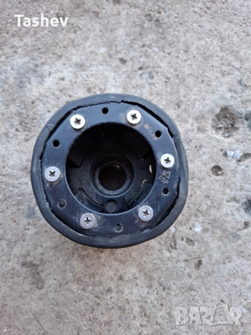 фланец за волан.