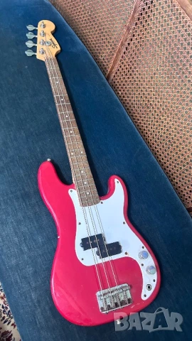Bass китара Fender squier, снимка 1