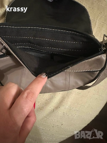 НОВА страхотна малка дамска чанта от естествена кожа с дълга дръжка за през рамо, снимка 3 - Чанти - 52851345