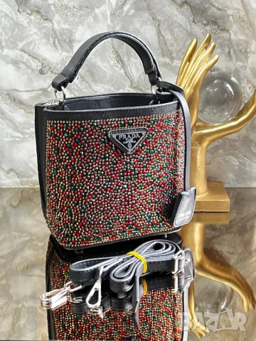 чанти с камъни prada , снимка 3 - Чанти - 50672077