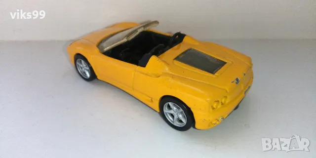 Ferrari 360 Spider 2001 Hot Wheels - Мащаб 1:43, снимка 2 - Колекции - 48490250