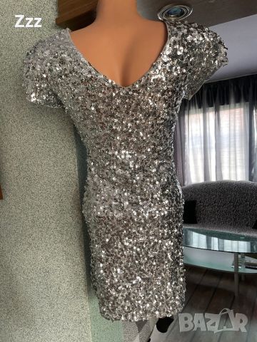 Дамска сребърна рокля с пайети, снимка 2 - Рокли - 45454357