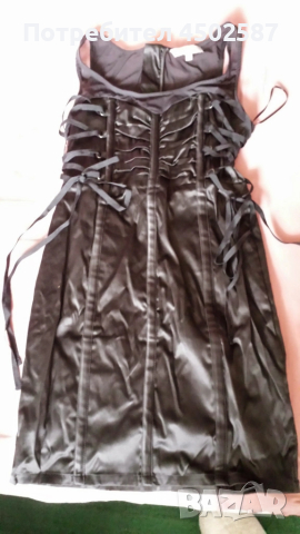 Черна рокля с корсетни елементи, снимка 2 - Рокли - 51918670