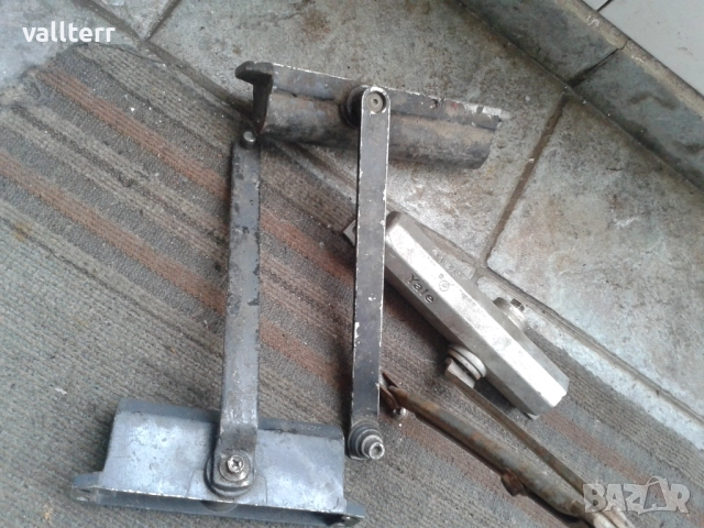 хладилник мини.шмиргел,ски,багажник.акумулатори за пръскачки  и други