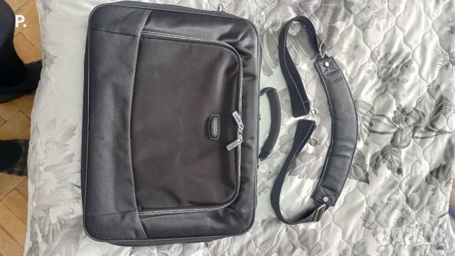 чанта за лаптоп до 15,6 инча, като нова, снимка 1 - Чанти - 45553026