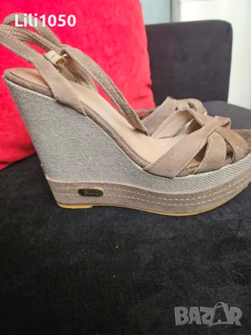 Сандали на платформа BIANKI