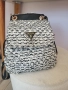 Оригинална раница букле Guess, снимка 2