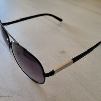 Слънчеви очила Armani Exchange, снимка 2 - Слънчеви и диоптрични очила - 45504721