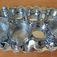 Комплект 6 чаши с подложки и поднос , снимка 4 - Чаши - 44937604
