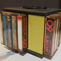 Фонотека и аудио касетки със сръбска музика, снимка 1 - Аудио касети - 45530803