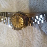 Автоматичен дамски часовник Луч, снимка 1 - Антикварни и старинни предмети - 45843703