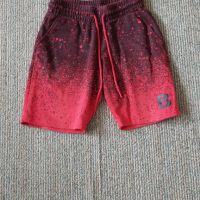 Червени къси панталони, снимка 1 - Къси панталони - 45102775