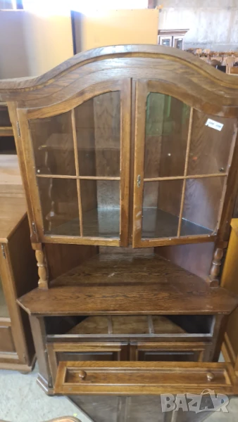 ъглов шкаф витрина внос от Европа, снимка 1