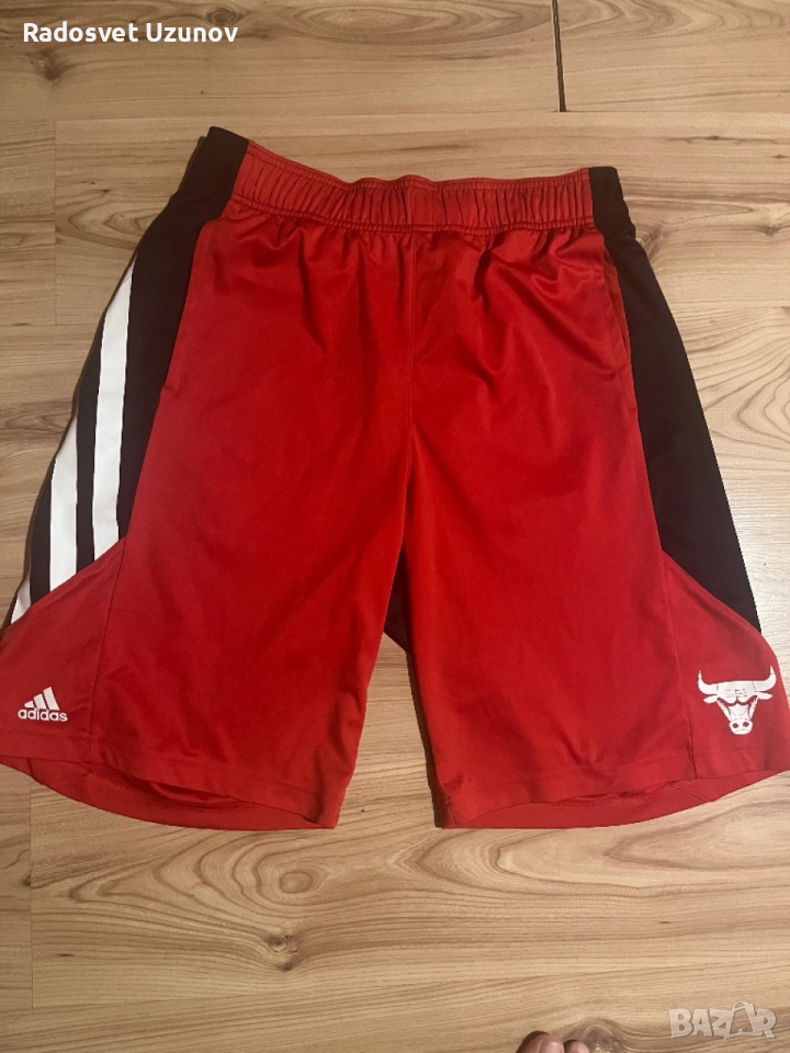 Мъжки баскетболни шорти Adidas Chicago Bulls, снимка 1