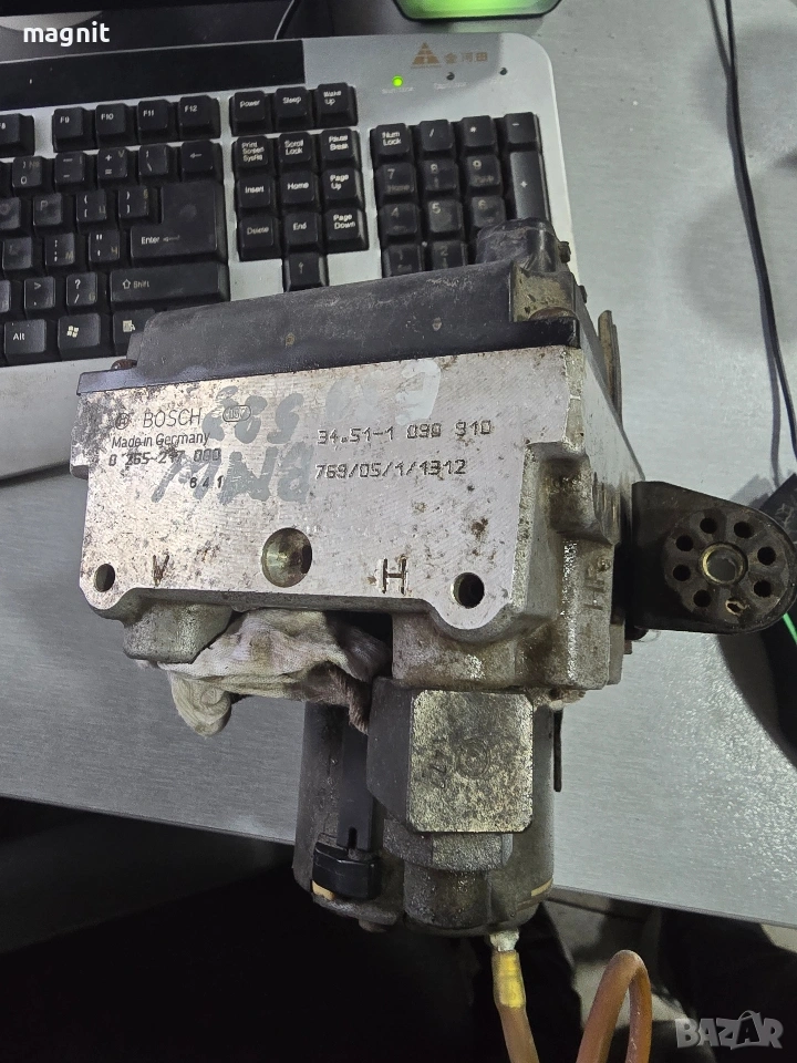 0265217000 / 34.51-1090910 ABS BMW E39, снимка 1