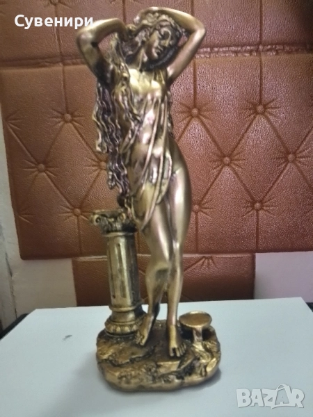 статуетка Афродита, снимка 1