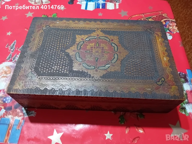 Антикварна дървена кутия , снимка 1