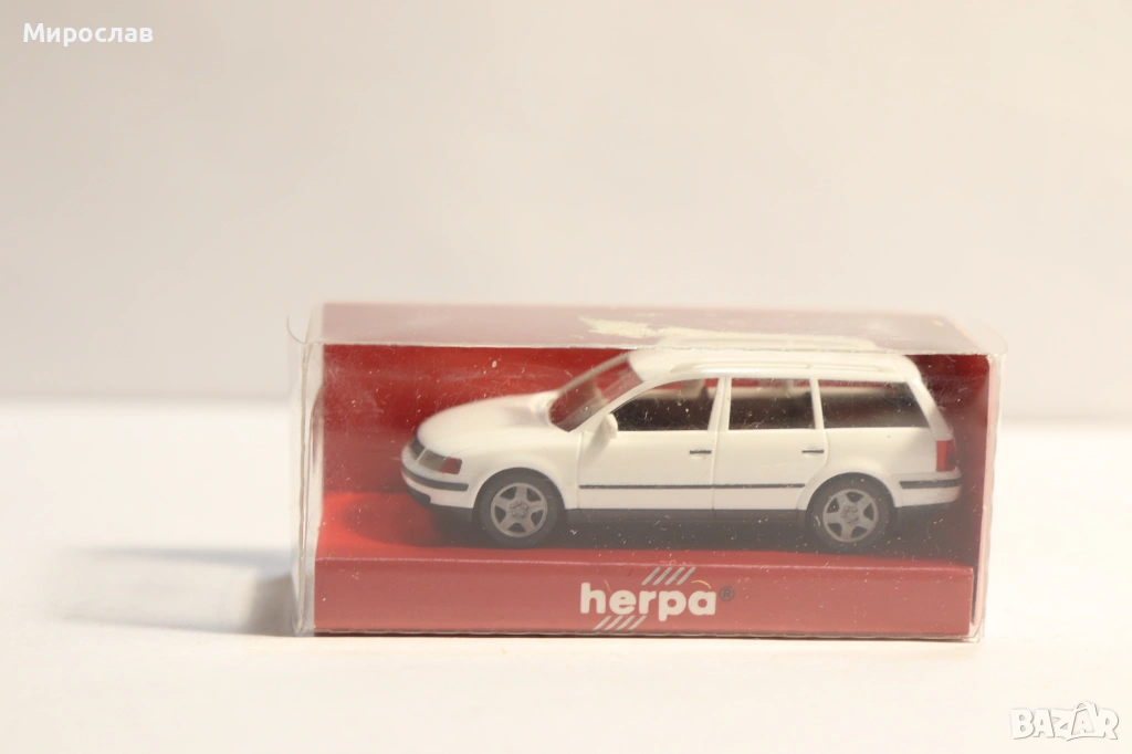 HERPA H0 1/87 VW PASSAT КОЛИЧКА КАМИОН МОДЕЛ, снимка 1