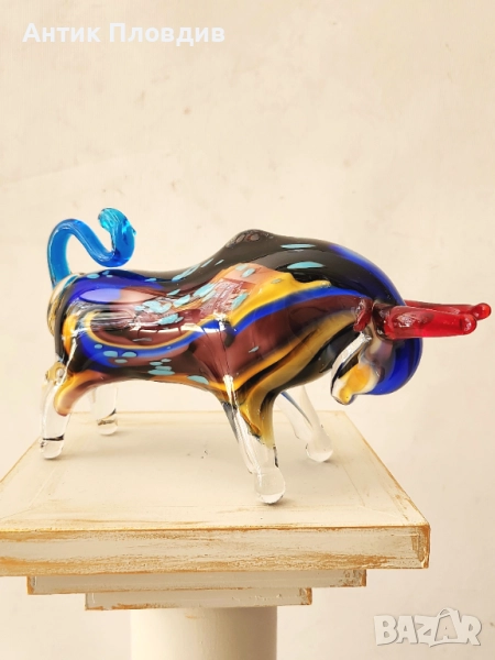 Стъклена фигура бик, снимка 1