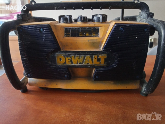 Строително Радио DeWalt DW911 Внос от Англия