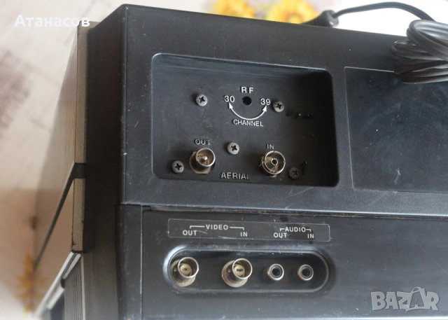 Sony Betamax SL-T7ME video cassette recorder, снимка 12 - Плейъри, домашно кино, прожектори - 53932484