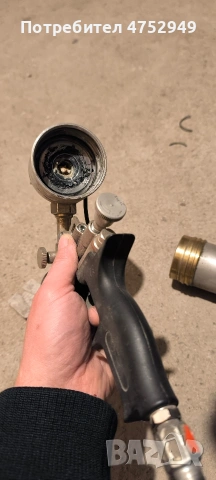 Пневматичен пистолет за (силикон,лепило), снимка 3 - Бояджийски услуги - 54005064