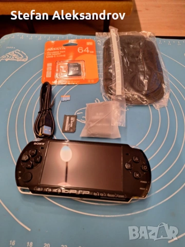 PSP 3008 + 64GB SD карта + игри