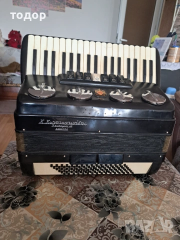 Скандали 96 баса , снимка 2 - Акордеони - 53635488