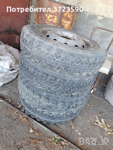Джанти с гуми за Lada Niva - 16 цола, снимка 2 - Гуми и джанти - 46399223
