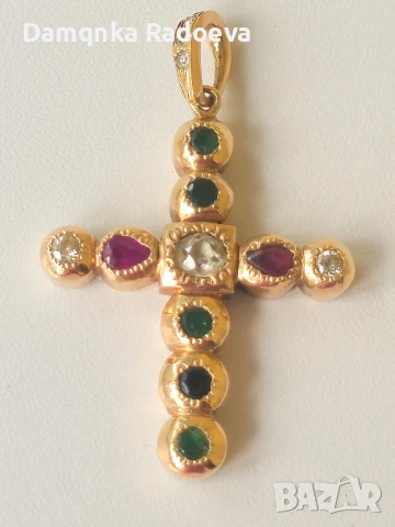Златен кръст с Диаманти и Рубини-ръчна изработка , снимка 2 - Колиета, медальони, синджири - 51071861