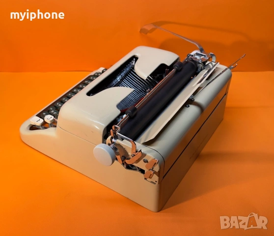 	Пишеща Машина Consul 3 цвята Кирилица нова лента топ състояние, снимка 4 - Антикварни и старинни предмети - 53988055