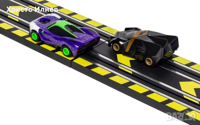 Scalextric Състезателна писта с коли Батман и Джокера Аутобан с лупинг , снимка 4 - Коли, камиони, мотори, писти - 45619518