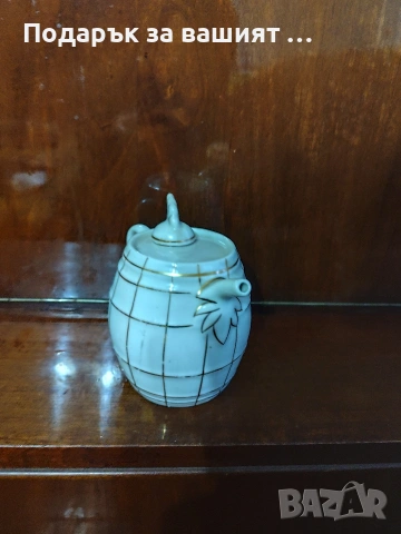 Различни стари порцеланови съдове., снимка 6 - Аксесоари за кухня - 53896161