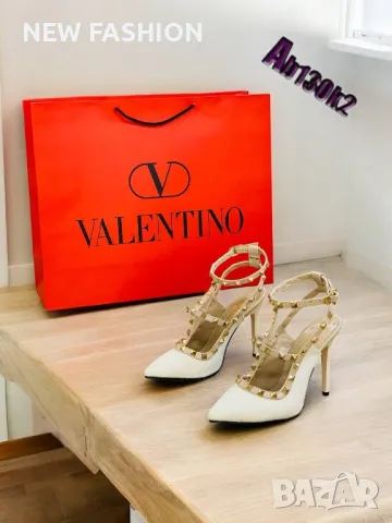 Дамски Кожени Сандали VALENTINO, снимка 2 - Сандали - 47097924