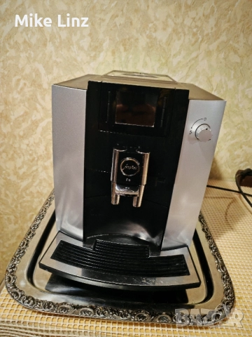 Jura Impressa E6, снимка 11 - Кафемашини - 51924917