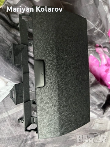 Шкафче табло Mazda 6 2006, снимка 2 - Аксесоари и консумативи - 53275387