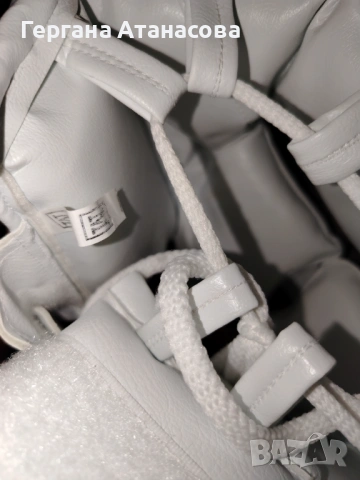 Бяла Каска размер М, снимка 4 - Спортна екипировка - 53931179