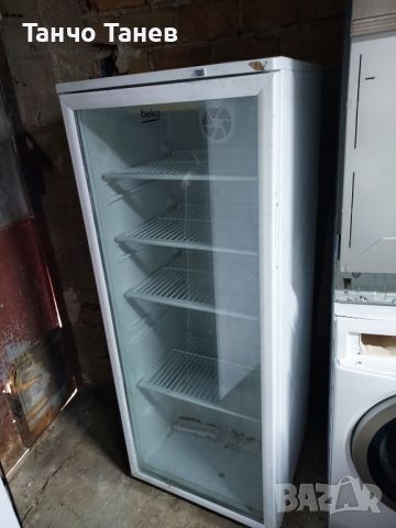 Хладилна витрина, втора употреба , снимка 1 - Витрини - 46471433