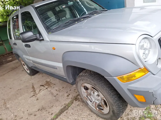 Jeep cherokee liberty, снимка 3 - Автомобили и джипове - 47093046