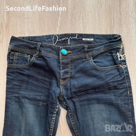 Дамски дънки Desigual, размер 42, слим крой, ниска талия, син цвят, снимка 2 - Дънки - 52266356
