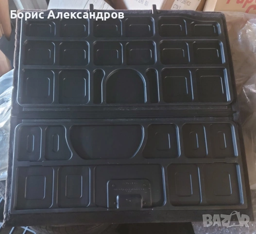 Кора за багажник на Мицубиши Галант комби , снимка 2 - Аксесоари и консумативи - 53077294