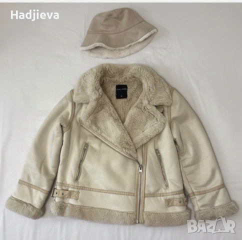 Марково зимно яке с шапка Calliope бежово