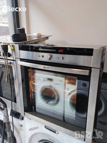 Фурна NEFF Slide&Hide потъваща врата, снимка 2 - Печки, фурни - 53811496