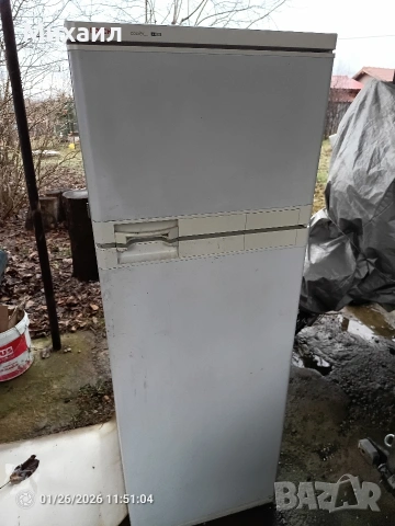 Продавам хладилник BOSCH