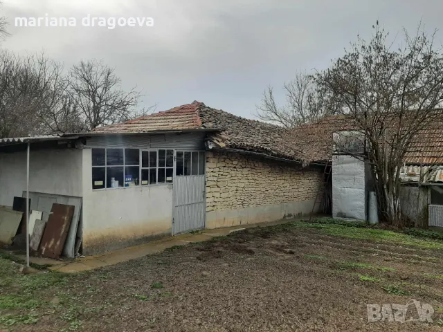 Продавам къща в село Ушинци, община Разград, снимка 6 - Къщи - 49520747