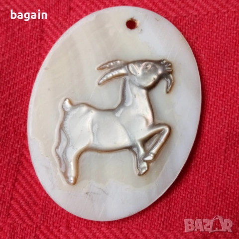 Камея от седеф.