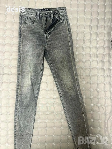 Дамски дънки Stradivarius , снимка 2 - Дънки - 54070626